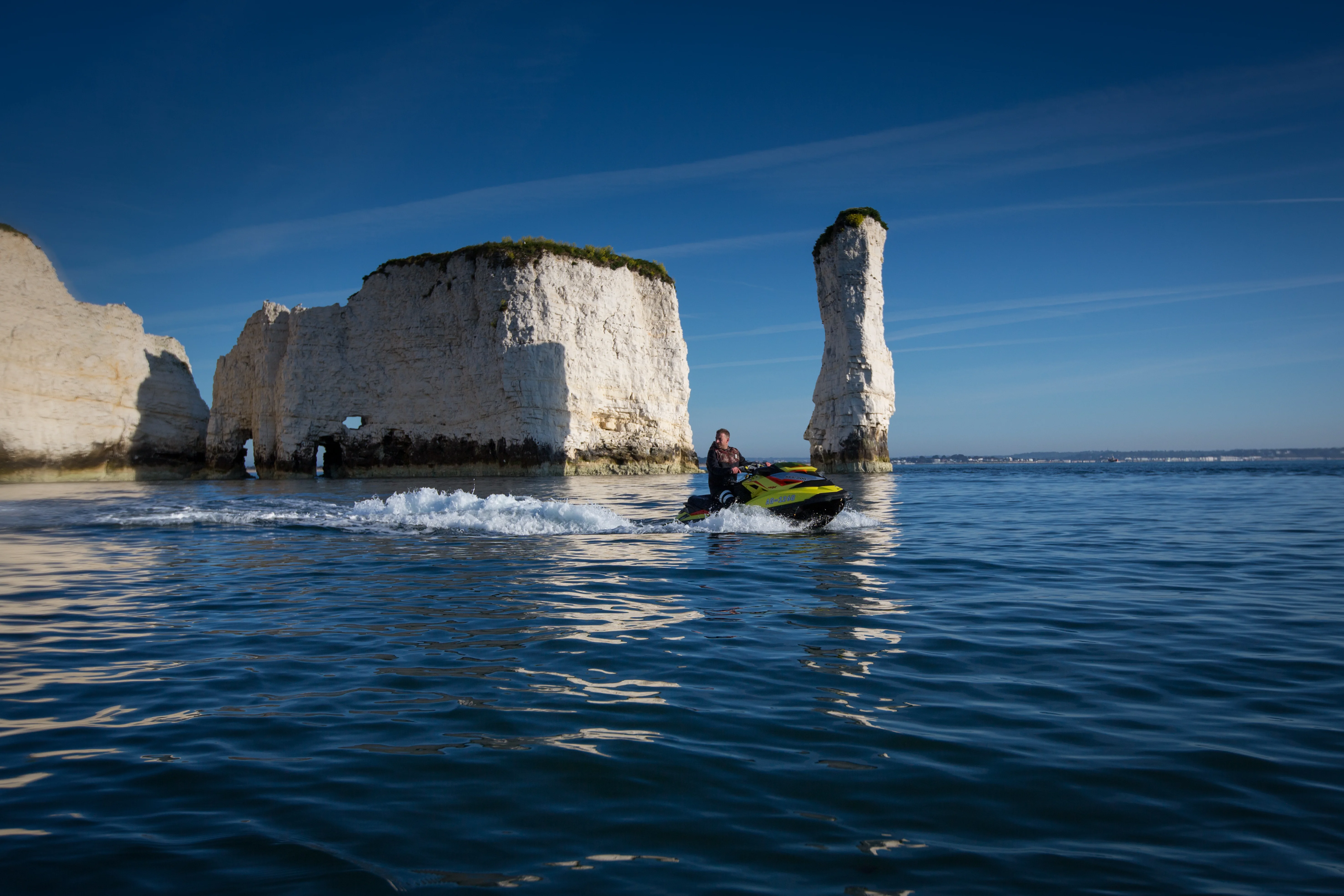 Can You Hire a Jet Ski in the UK? Where to Go, Costs & What You Need to Know